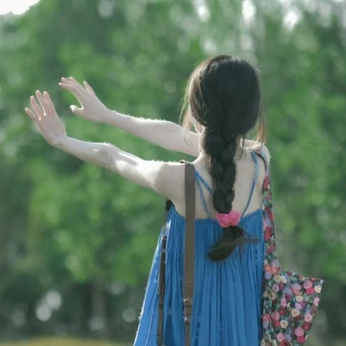 六月很干净很有气质的一句话，发朋友圈人人点赞！