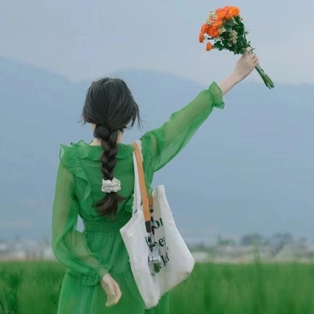 六月很干净很有气质的一句话，发朋友圈人人点赞！